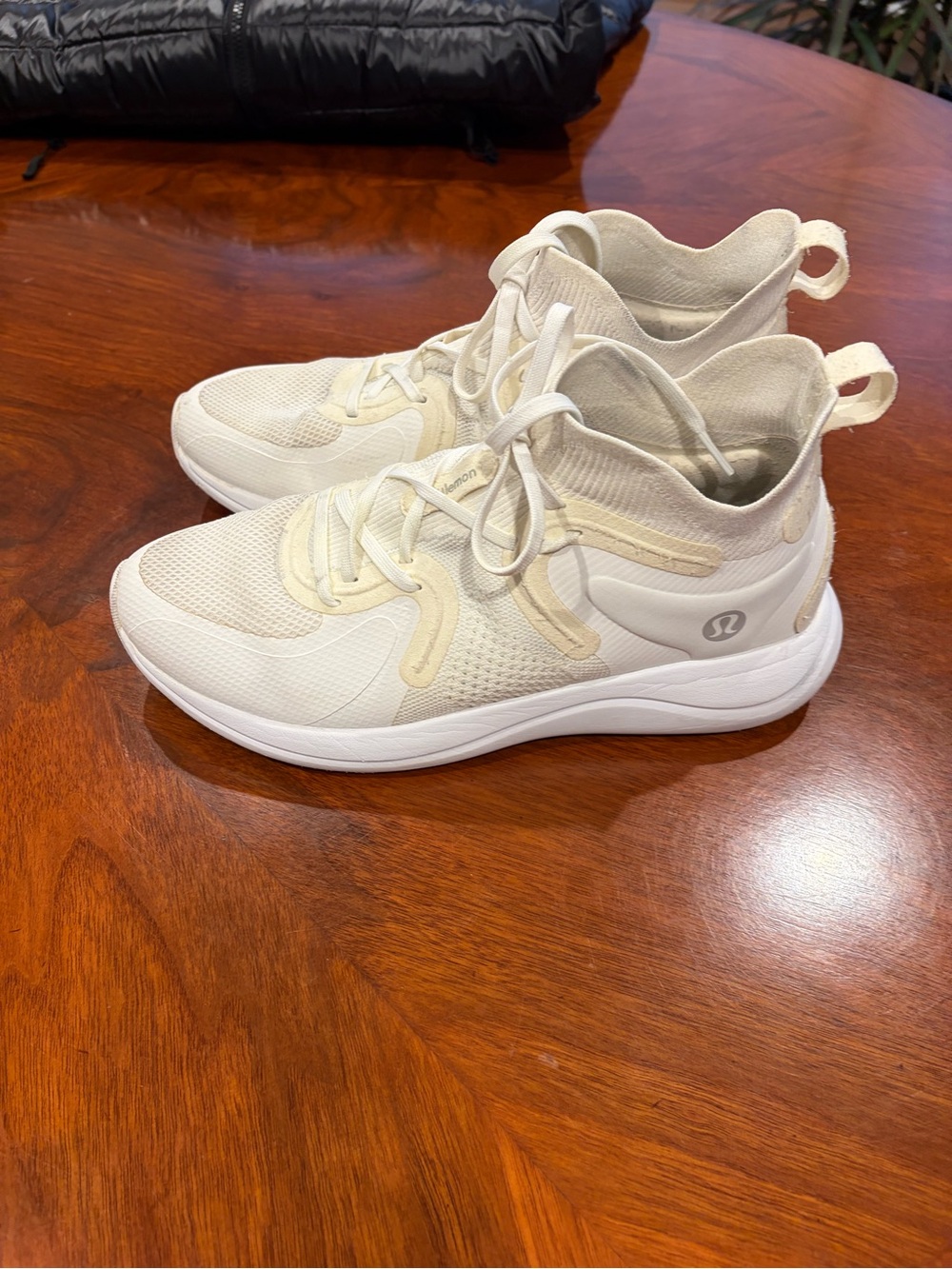 Lululemon Chargefeel mid US Size 10